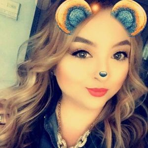 Meet your Posher, Tarrah